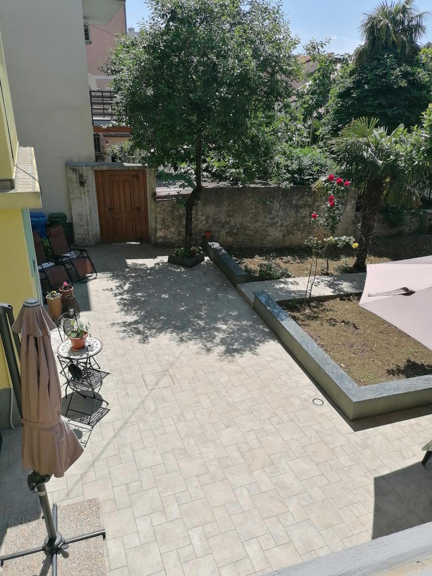 Villa Juni ซริกเวนิซา ภายนอก รูปภาพ